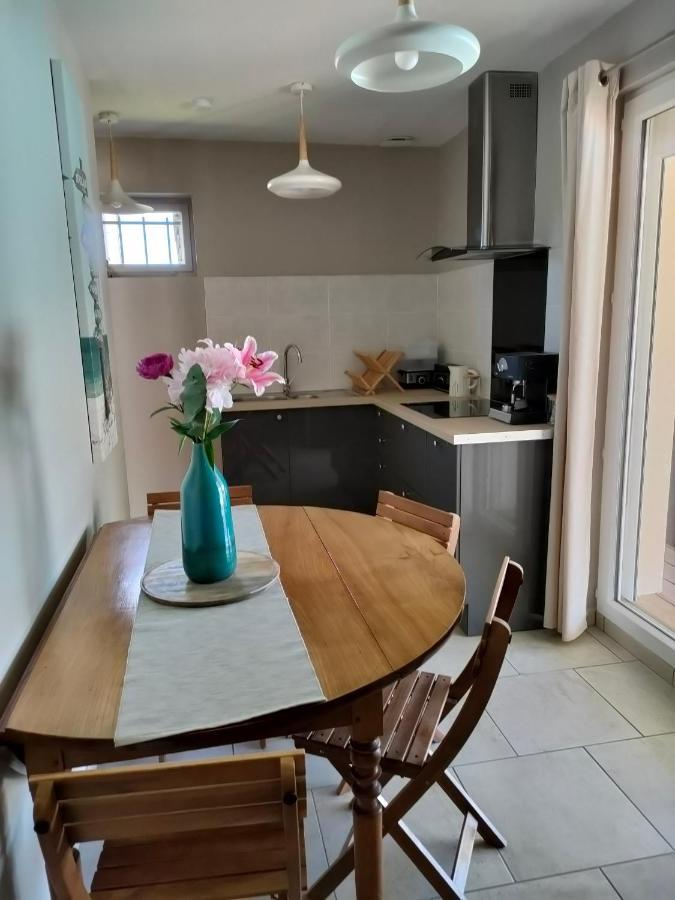 Saint-Sulpice-et-Cameyrac Le Clos Fleuri Proche De Bordeaux מראה חיצוני תמונה